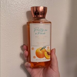 Bath & Body Works Pretty as a Peach Shower Gel - Orange and Gold